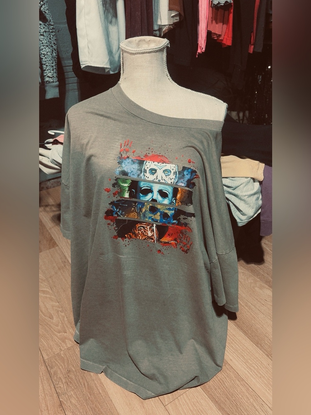 Women's Off-Shoulder Gray Graphic Short Sleeve Tee